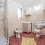 2 Bedroom Amazing In Košljun